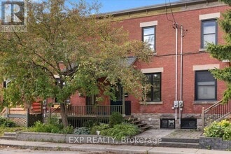 Building Photo - 114 Sweetland Ave
