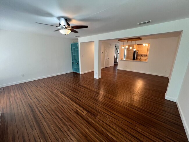 Building Photo - 4829 Tunlaw Ct
