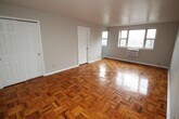 Primary Photo - 460 McKnight Cir