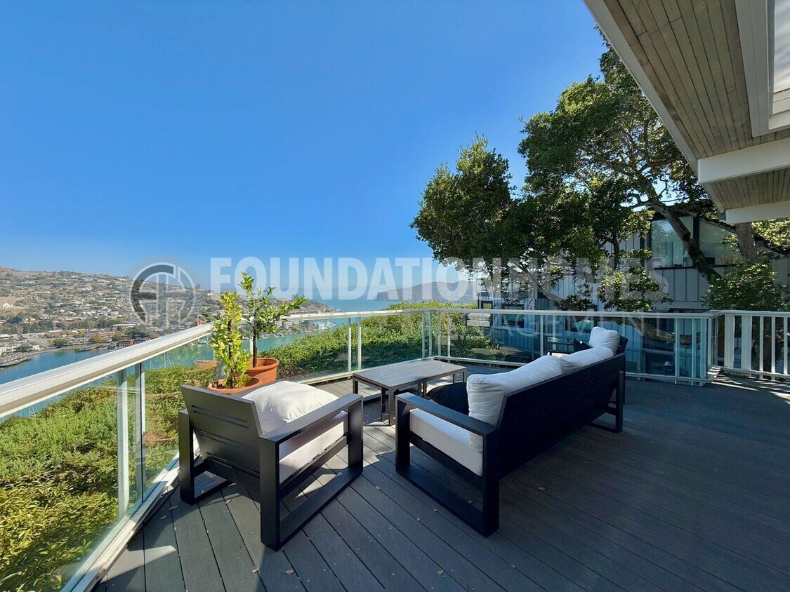 Primary Photo - Award-Winning Belvedere Retreat - VIEWS - ...