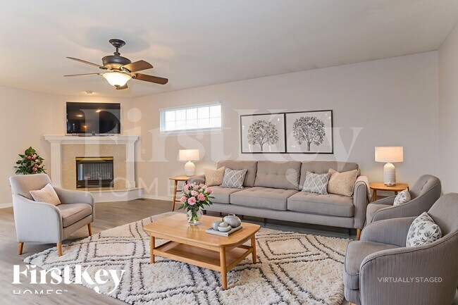 Building Photo - 11123 N Lewis Ave