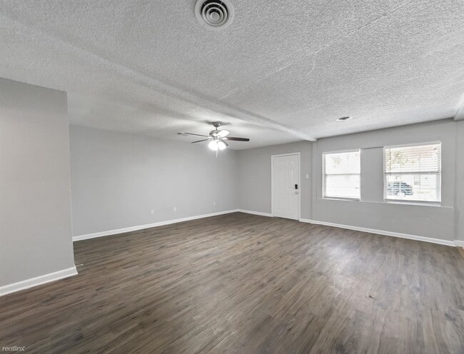 Building Photo - 3 br, 2 bath House - 5142 Hull St