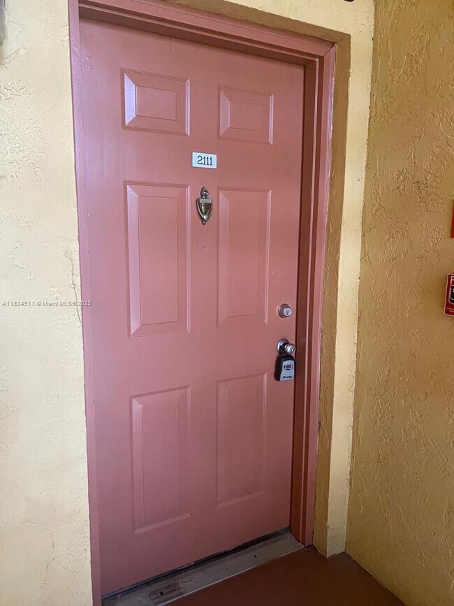 Foto del edificio - 2607 NW 33rd St