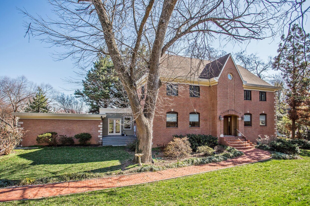 Foto principal - 1412 Coventry Ln