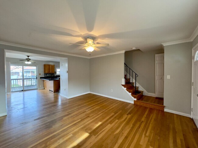 Foto del edificio - Charming 3Bed/1Bath in Essex