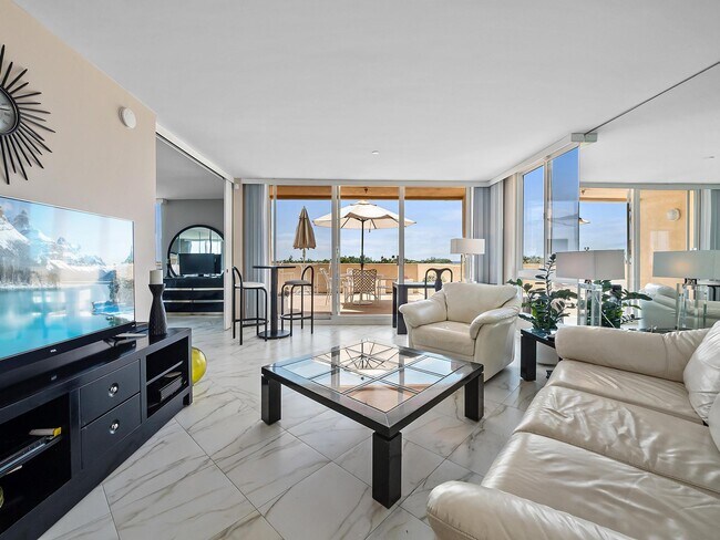 Foto del edificio - 4627 Ocean Blvd
