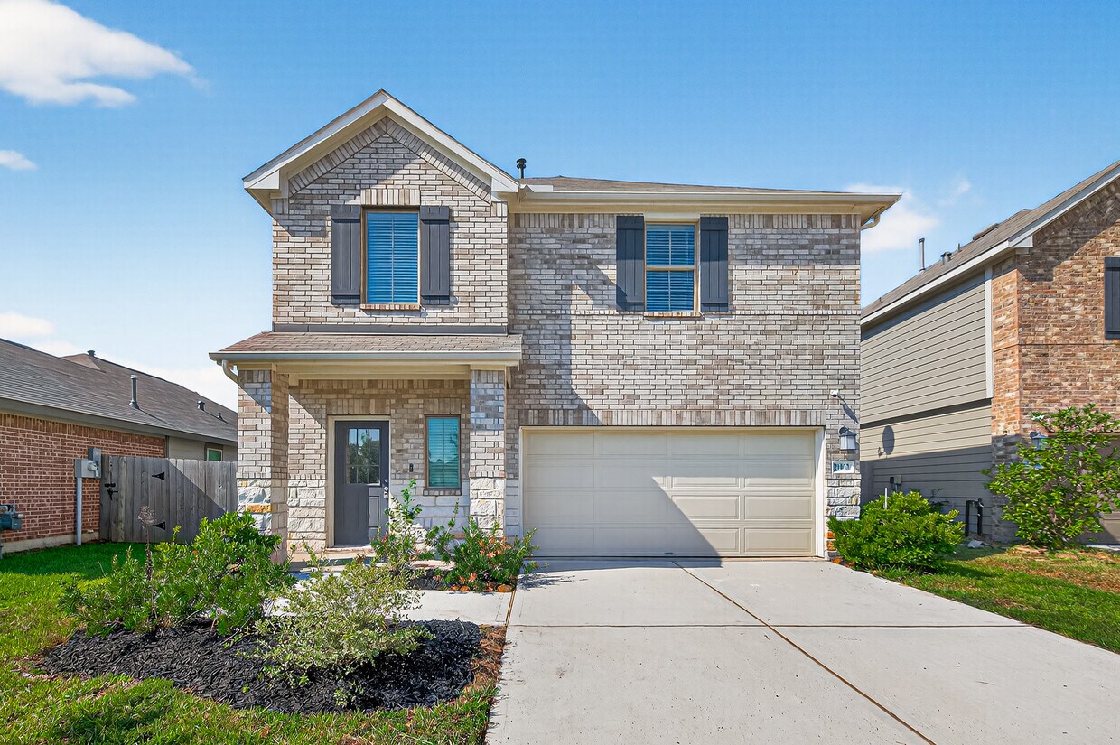 Foto principal - 21932 Juniper Valley Ln