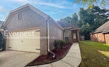 Building Photo - 273 Oxmoor Pl