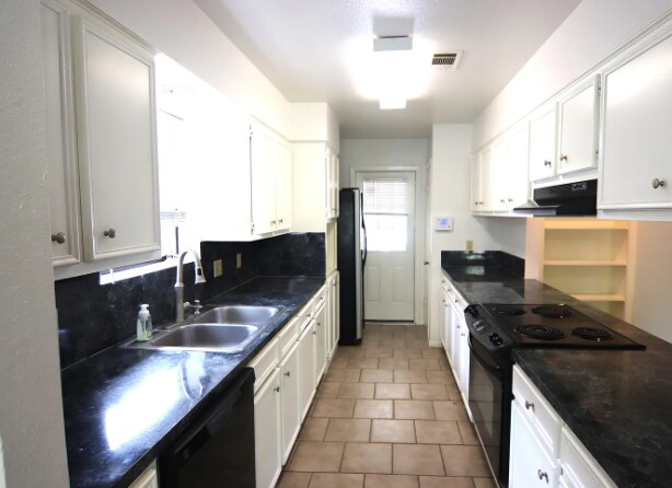 Foto del edificio - 9140 Monica St