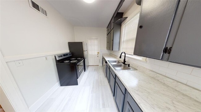 Foto del edificio - 603 Hubbard Ave