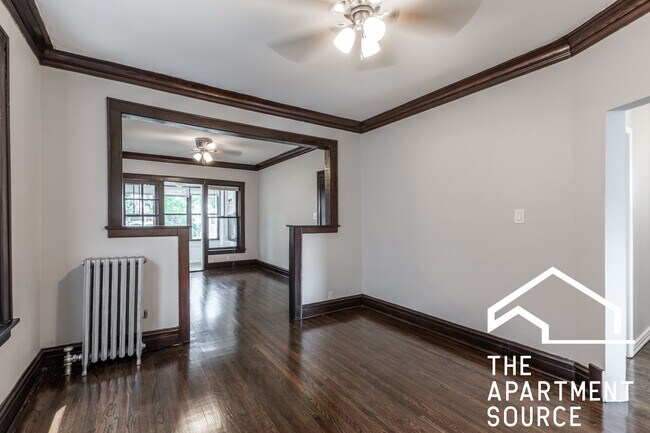 Building Photo - 3823 N Drake Ave