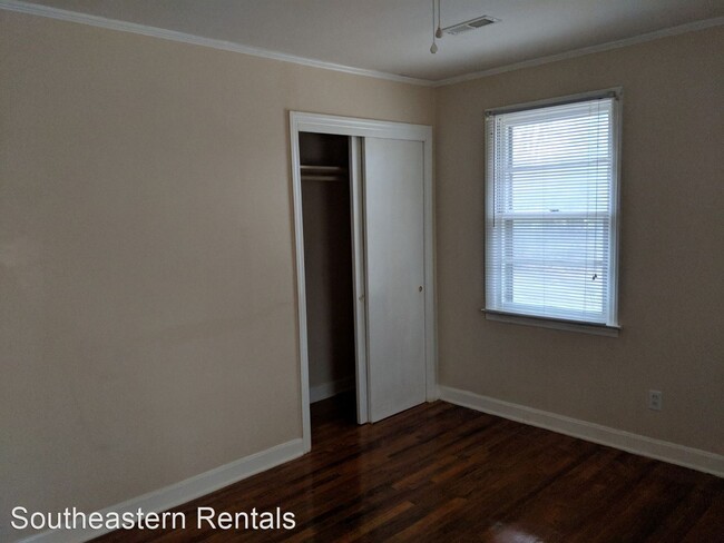 Foto del edificio - 3 br, 1 bath House - 5030 Cane Savannah