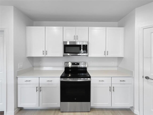 Building Photo - 17570 Shirewood Wy