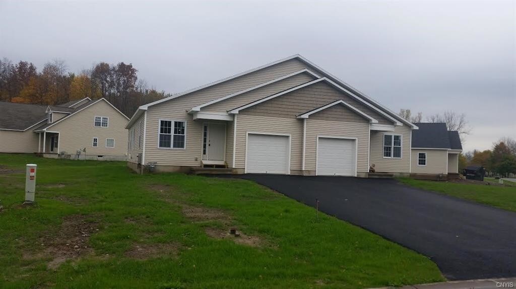 Primary Photo - 5587 St Elmos Dr