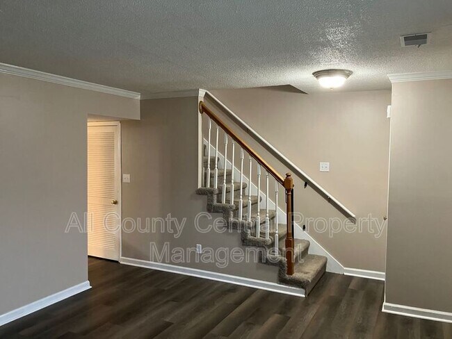Foto del edificio - 2350 Grayson Valley Cir