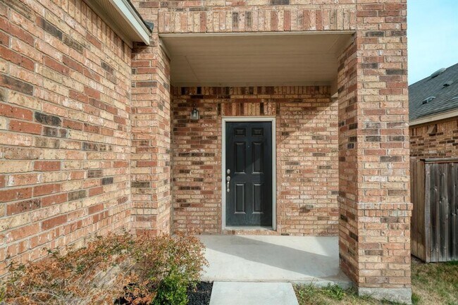 Building Photo - 129 Danish Dr