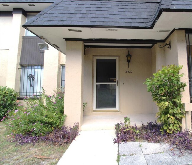 Building Photo - 5410 Idlewild Ct