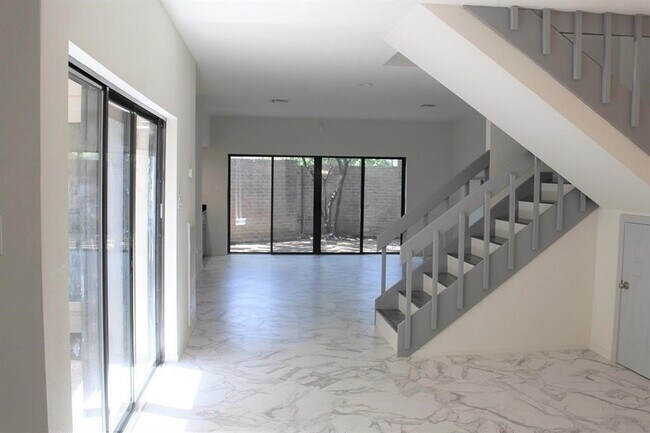 Foto del edificio - 12625 Memorial Dr