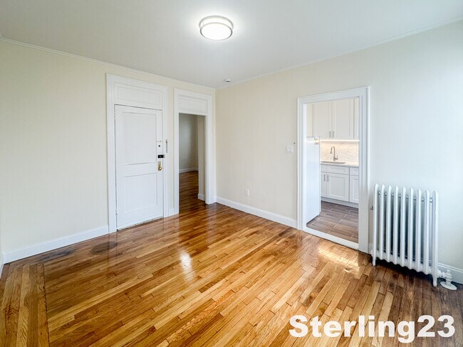 Building Photo - 3226 33rd St
