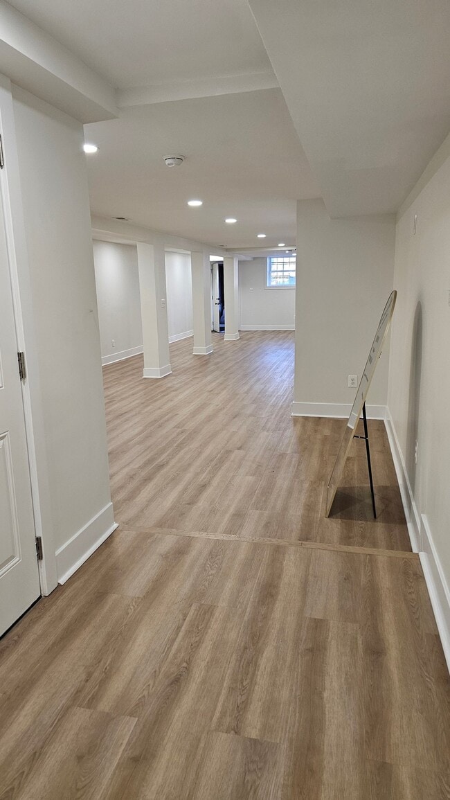 Foto del edificio - 2933 N Charles St
