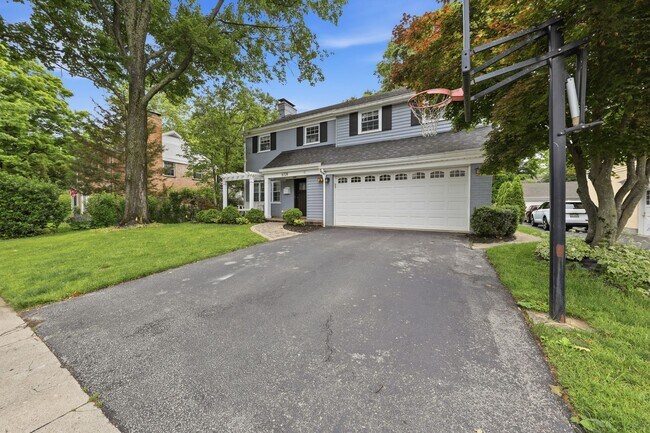Foto del edificio - 6728 Fieldhouse Way