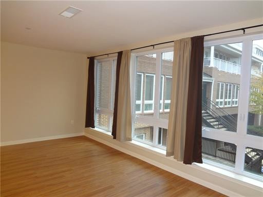 Building Photo - 368 Rector St