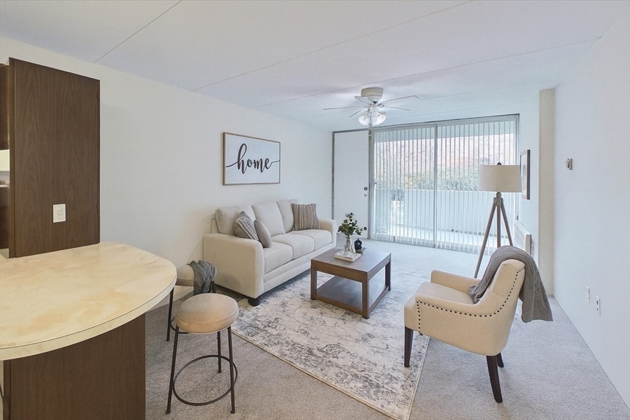 Foto principal - 200 Swanton St
