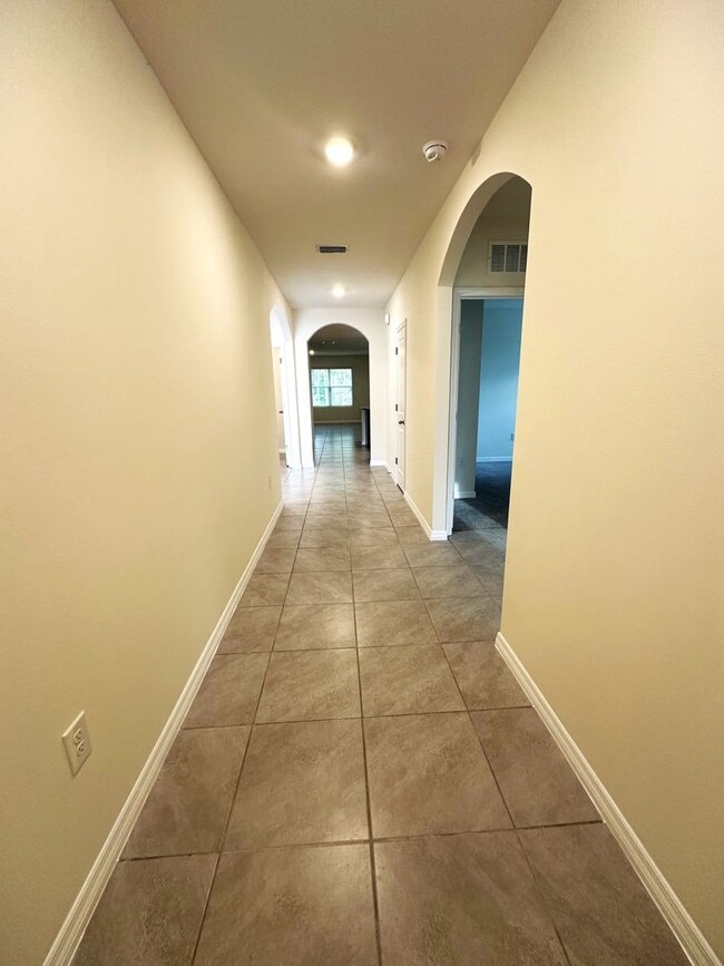 Foto del edificio - Lake Diamond North 4 Bed, 2 Bath