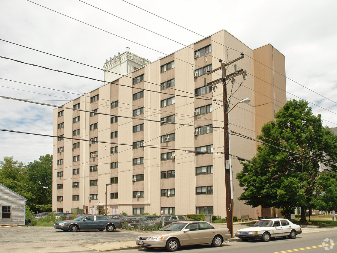 Primary Photo - Sullivan Terrace South