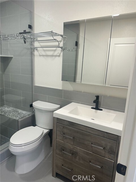 Foto del edificio - 620 Wilshire Pl