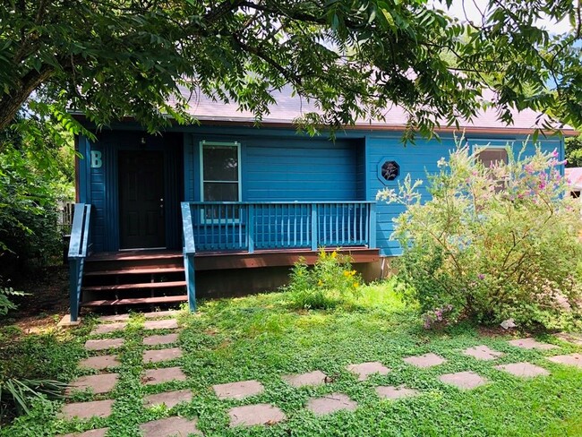Building Photo - 1511 Redd St