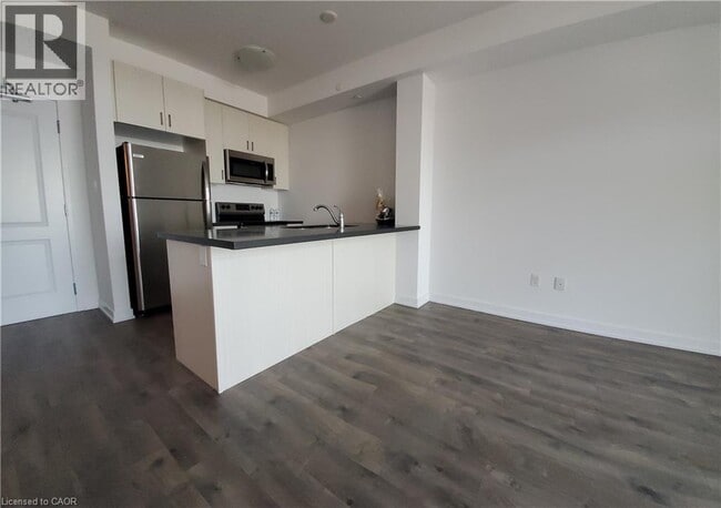 Building Photo - 101 Shoreview Pl