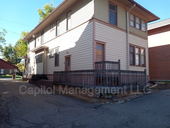 Photo - 605 S Grand Ave Apartment