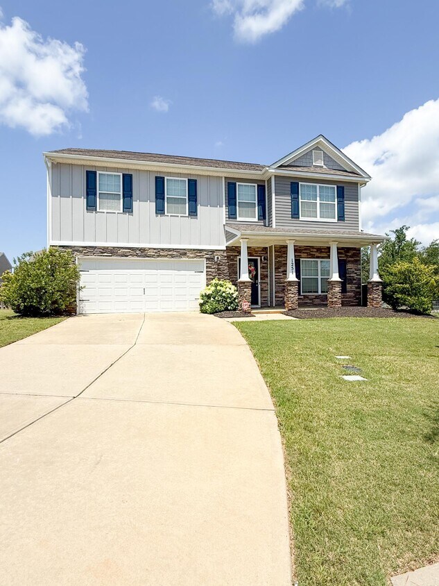 Foto principal - 1251 Cypress Valley Dr