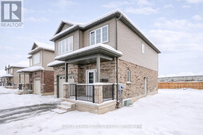 Building Photo - 177 Rykert St