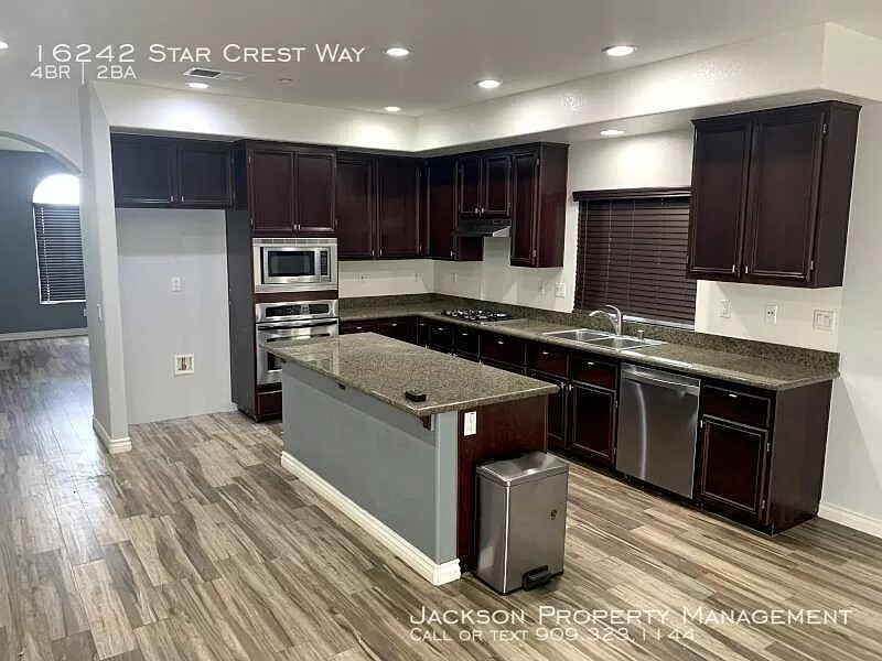 Primary Photo - 16242 Star Crest Way