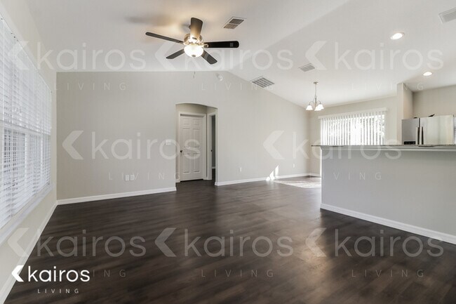 Building Photo - 2642 SW 165th Street Rd