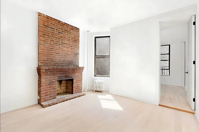 Foto del edificio - 304 Columbus Ave