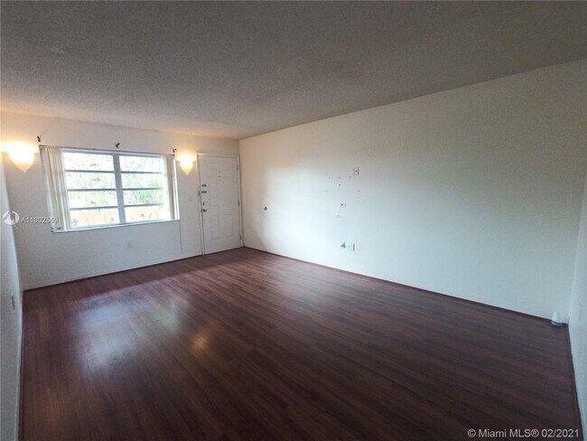 Foto del edificio - 20311 NE 2nd Ave