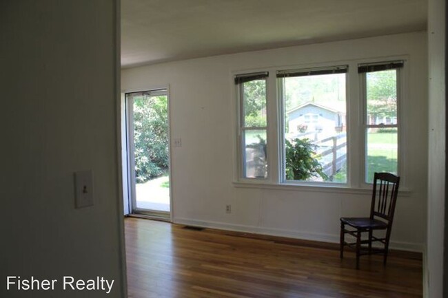 Building Photo - 2 br, 1 bath House - 150 Elm Bend Road