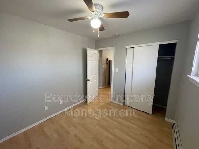 Foto del edificio - 316 E Brookside St