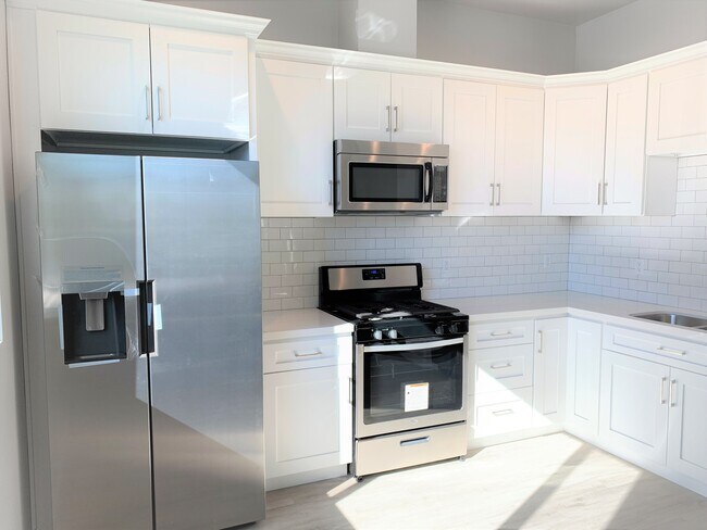 Foto del edificio - 1232 Irolo St