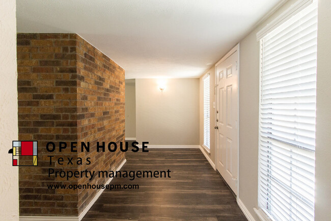 Building Photo - 4413 Windwillow Ct, Fort Worth
