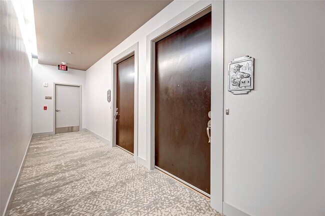 Building Photo - 1600 Post Oak Blvd
