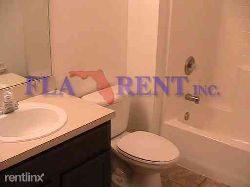 Building Photo - 3840 Siskin Dr