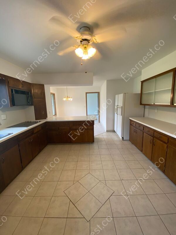 Building Photo - 6547 Scioto Darby Rd