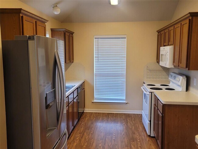 Foto del edificio - 902 Andover Glen Dr