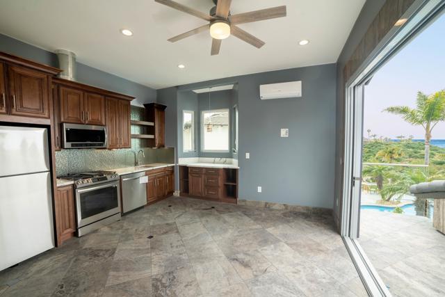 Foto principal - 6377 Ebb Tide St