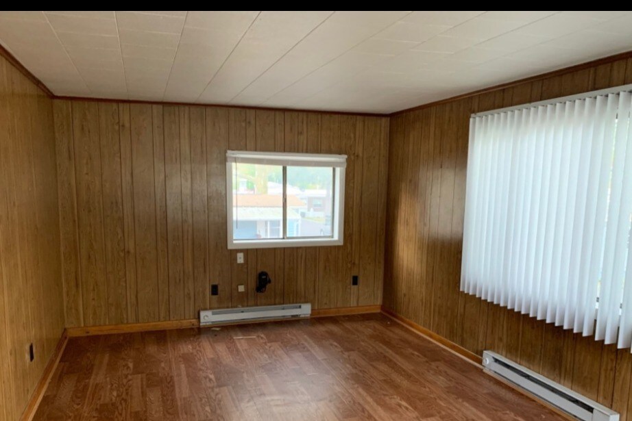 living room - 27 Key Largo Dr