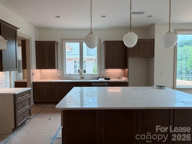 Foto del edificio - 14915 Black Farms Rd